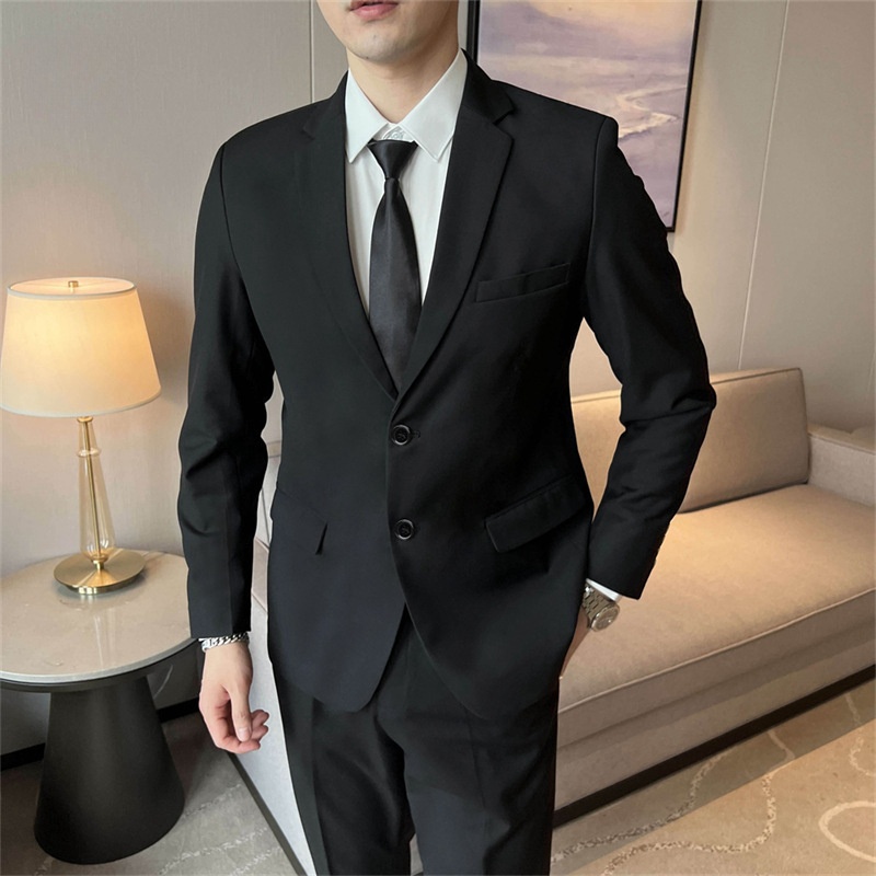 De nieuwe winkel biedt een kor - Mens Fashion Store recensie en prijs