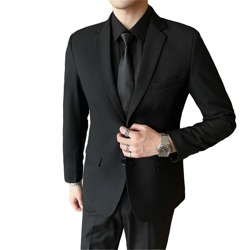 De nieuwe winkel biedt een kor - Mens Fashion Store recensie en prijs